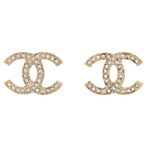 chanel earrings on clearance